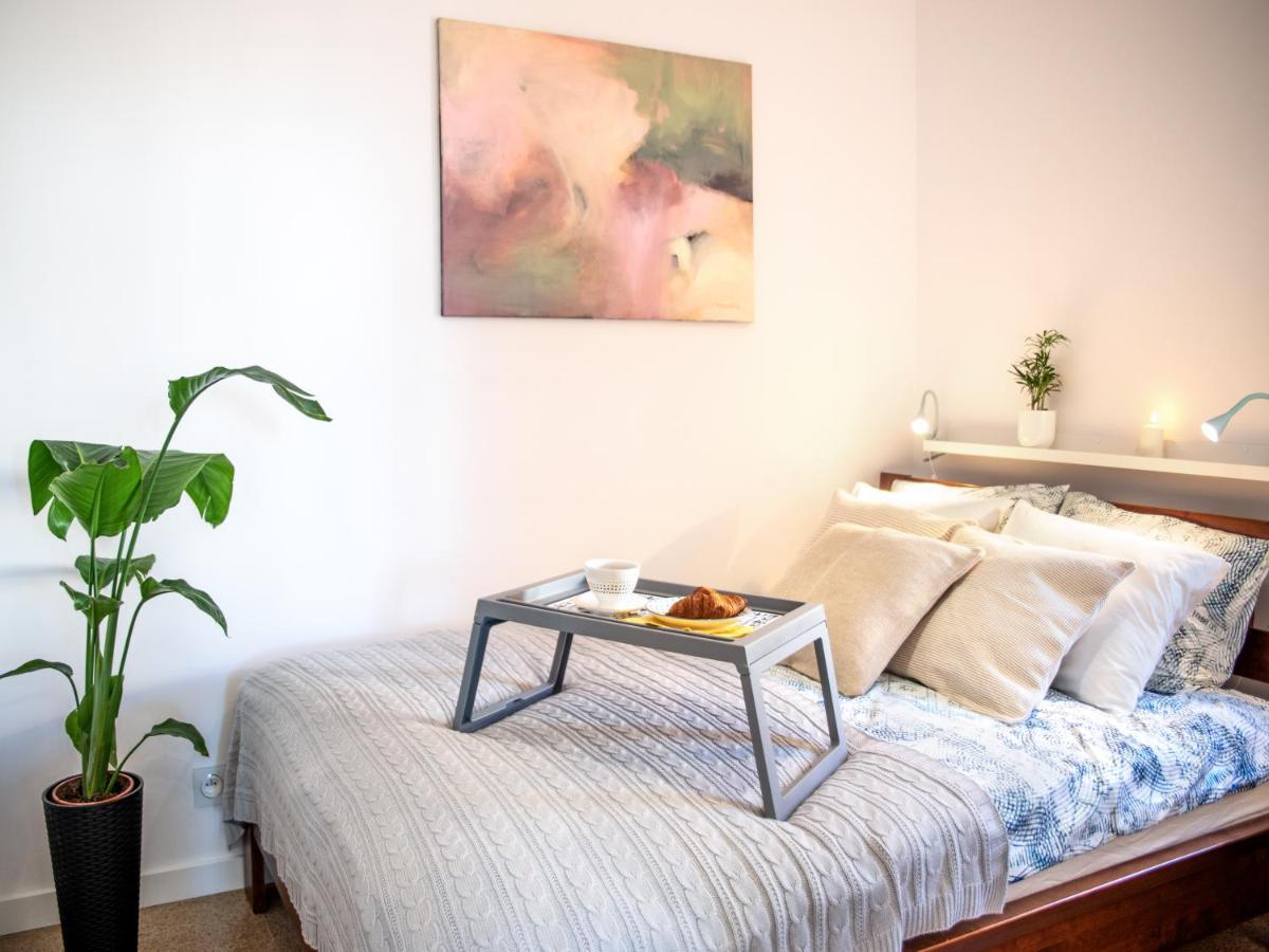 Apartament Sunset Boulevard Z Tarasem Dla 4 Gosci กดิเนีย ภายนอก รูปภาพ